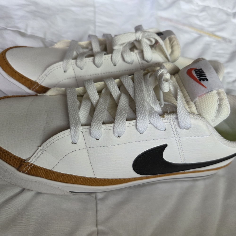Nike White and Tan Sneakers - Picture 2 of 5